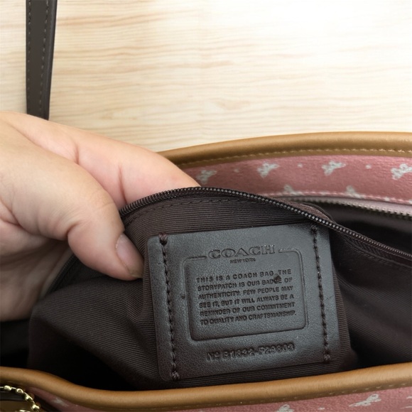 Coach Pink Tote Bag - Picture 4 of 5